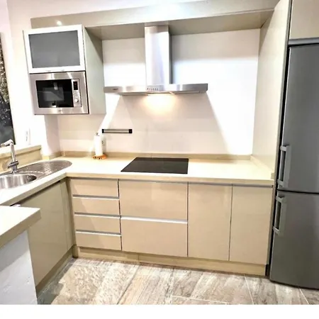Apartment Beachside Apartment-h - Costa Del Sol *